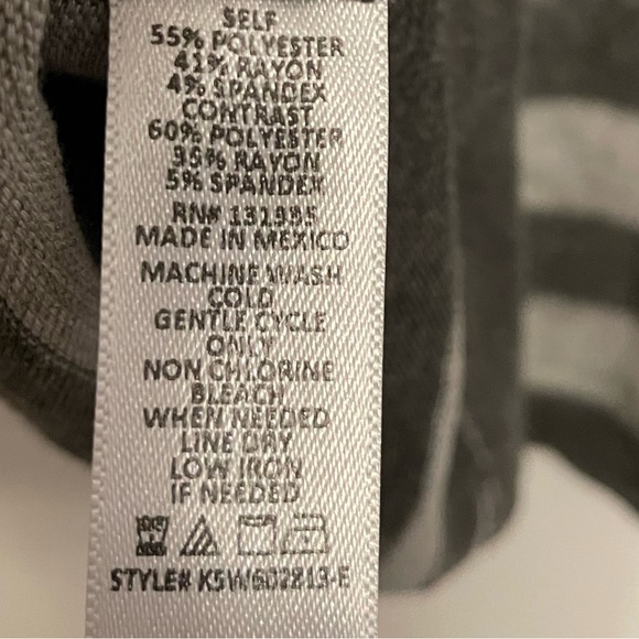 112. NWOT Peyton Jensen V Neck Grey Striped Cozy Soft Long Sleeve Sweater, Sz XL - Picture 6 of 6